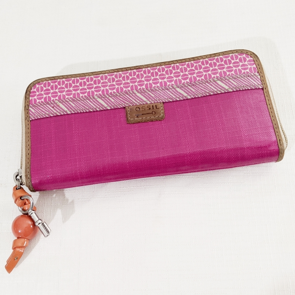 Fossil key per pink wallet